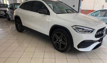 Mercedes-Benz GLA 200 Premium auto full