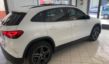 Mercedes-Benz GLA 200 Premium auto full