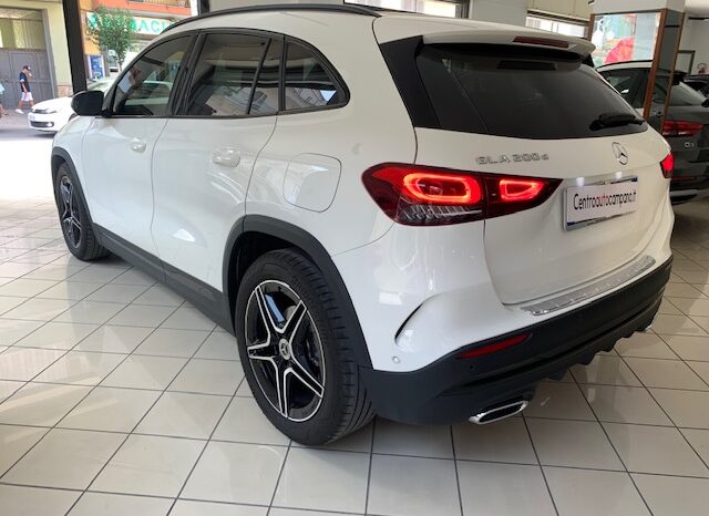 Mercedes-Benz GLA 200 Premium auto full