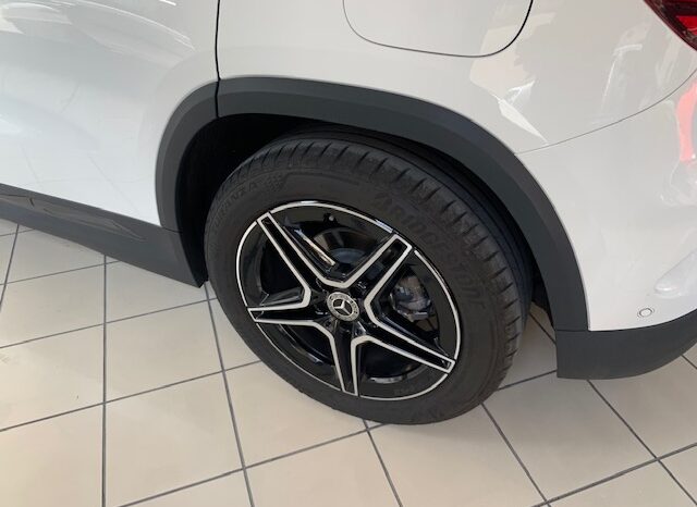 Mercedes-Benz GLA 200 Premium auto full