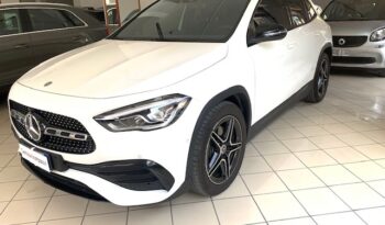 Mercedes-Benz GLA 200 Premium auto full