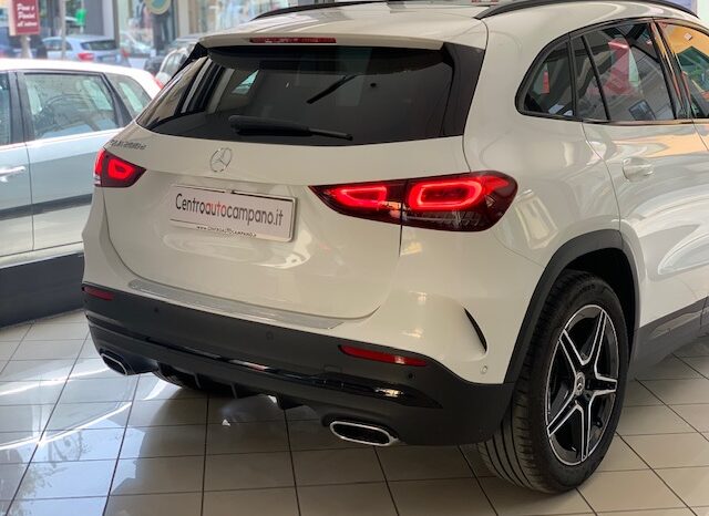 Mercedes-Benz GLA 200 Premium auto full